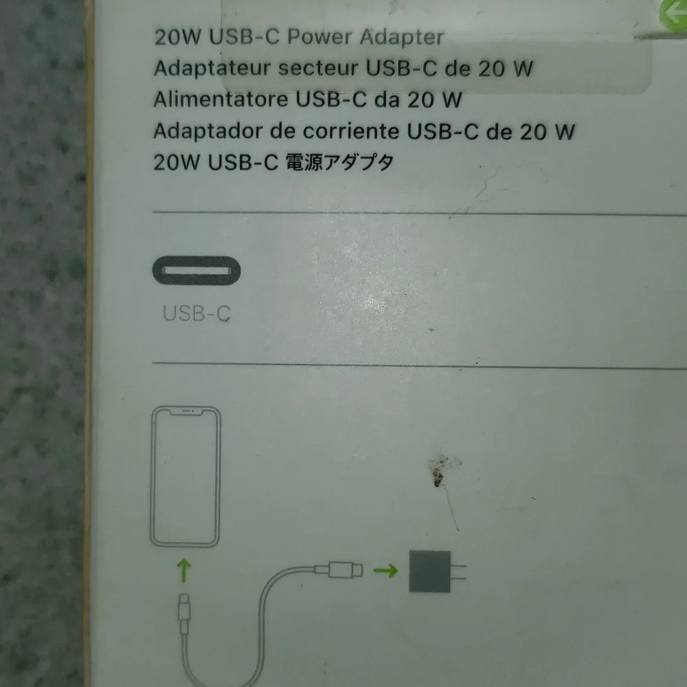 New White Apple 20W USB-C Power Adapter - Picture 3 of 6